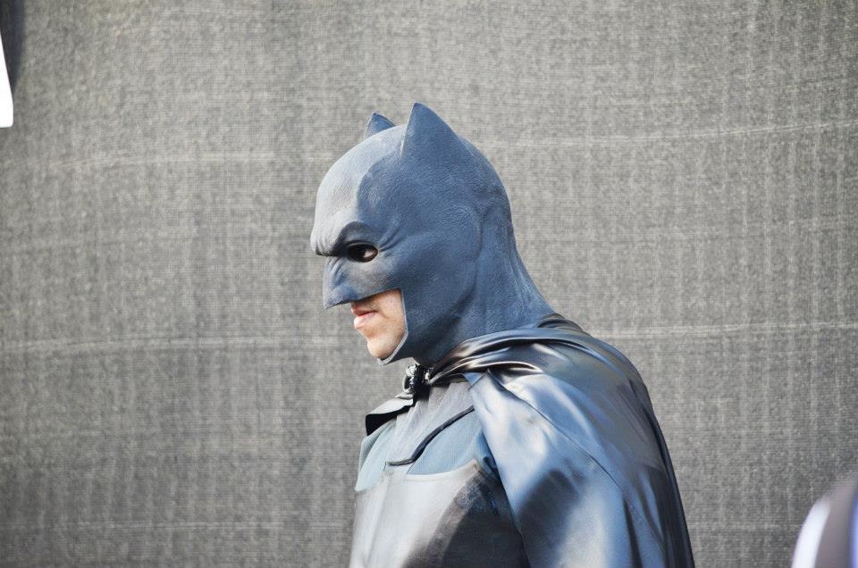 brucealbaidhani's tweet photo. #BATMANDUBAI @MEFCC  #DAWNOFJUSTICE #COSPLAY #batfleck http://t.co/H2297Z3tBf