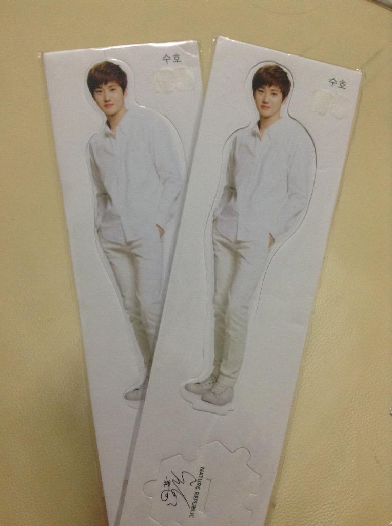 MNminion1412's tweet photo. ชิ้นที่ 2-3 🎁
Standy- SUHO 
รีทวิตนี้+ฟอลแอคนี้เลยจ้า
ประกาศ 23.00 วันที่ 17/09/2015
#แบคแทคืนความสุขให้แก่แฟนด้อม http://t.co/zwGQkwj1bn