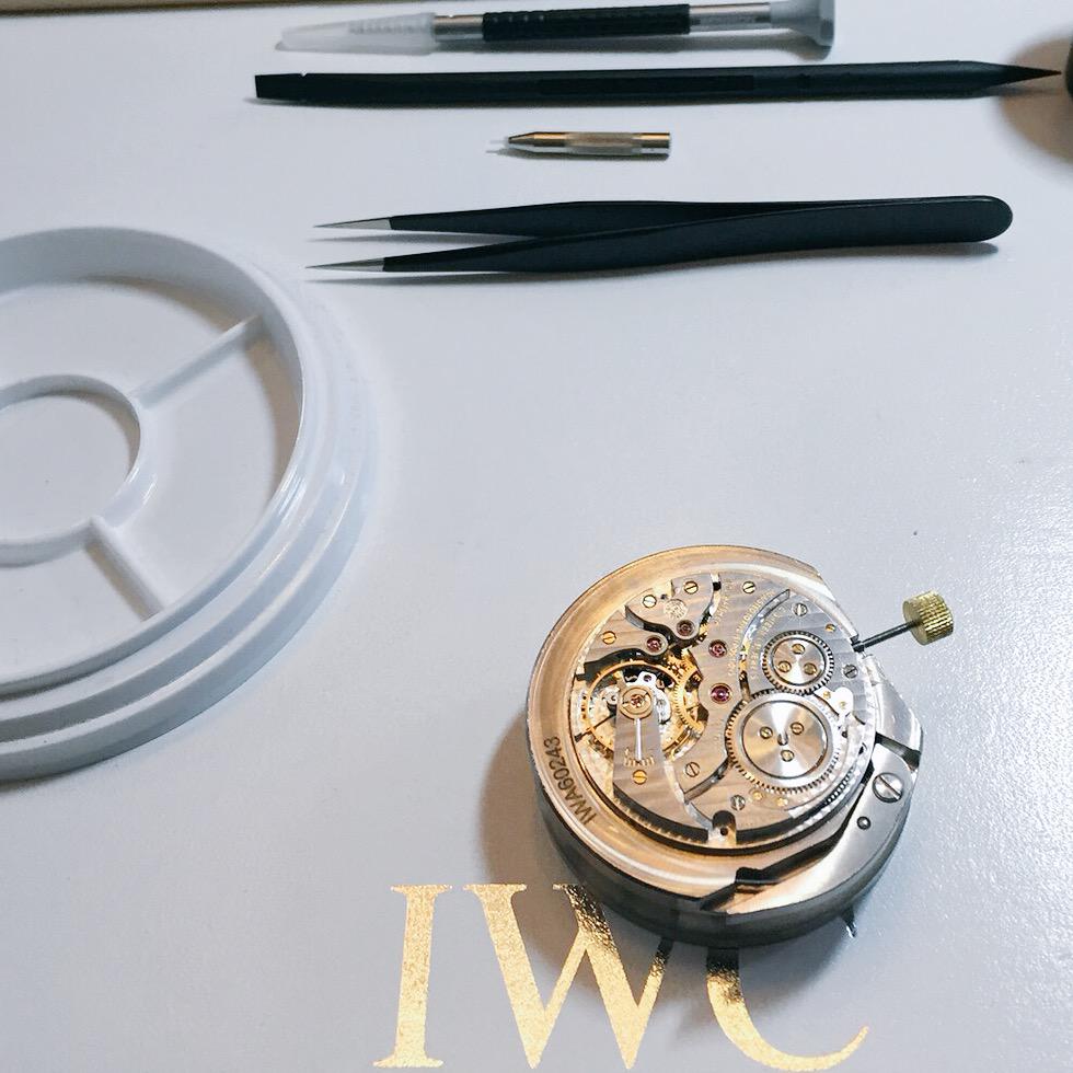 revistabla's tweet photo. Hoy en #Sofitel @ChronosDigital junto a @IWC #WatchMakingClassExperience http://t.co/B6Hv8M197Y