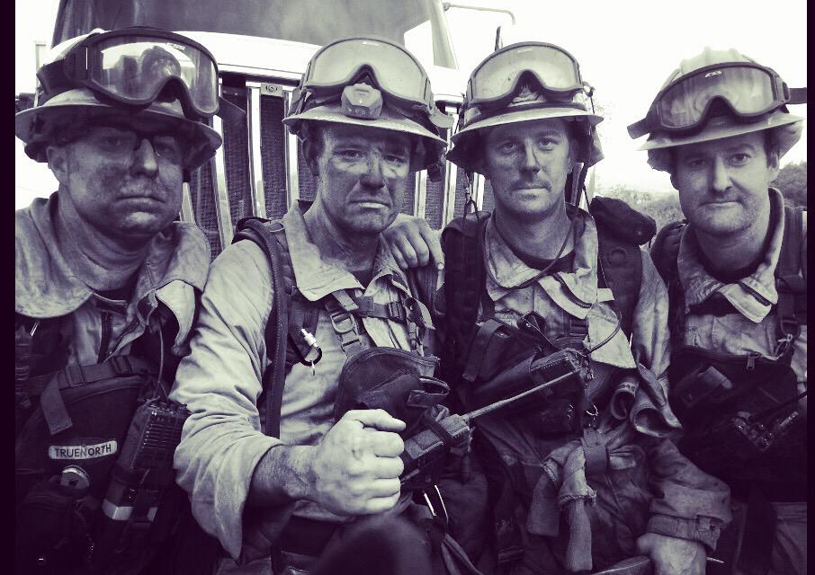 sccfiredept's tweet image. #CountyFire's strike team crew after a long day battling the #ButteFire