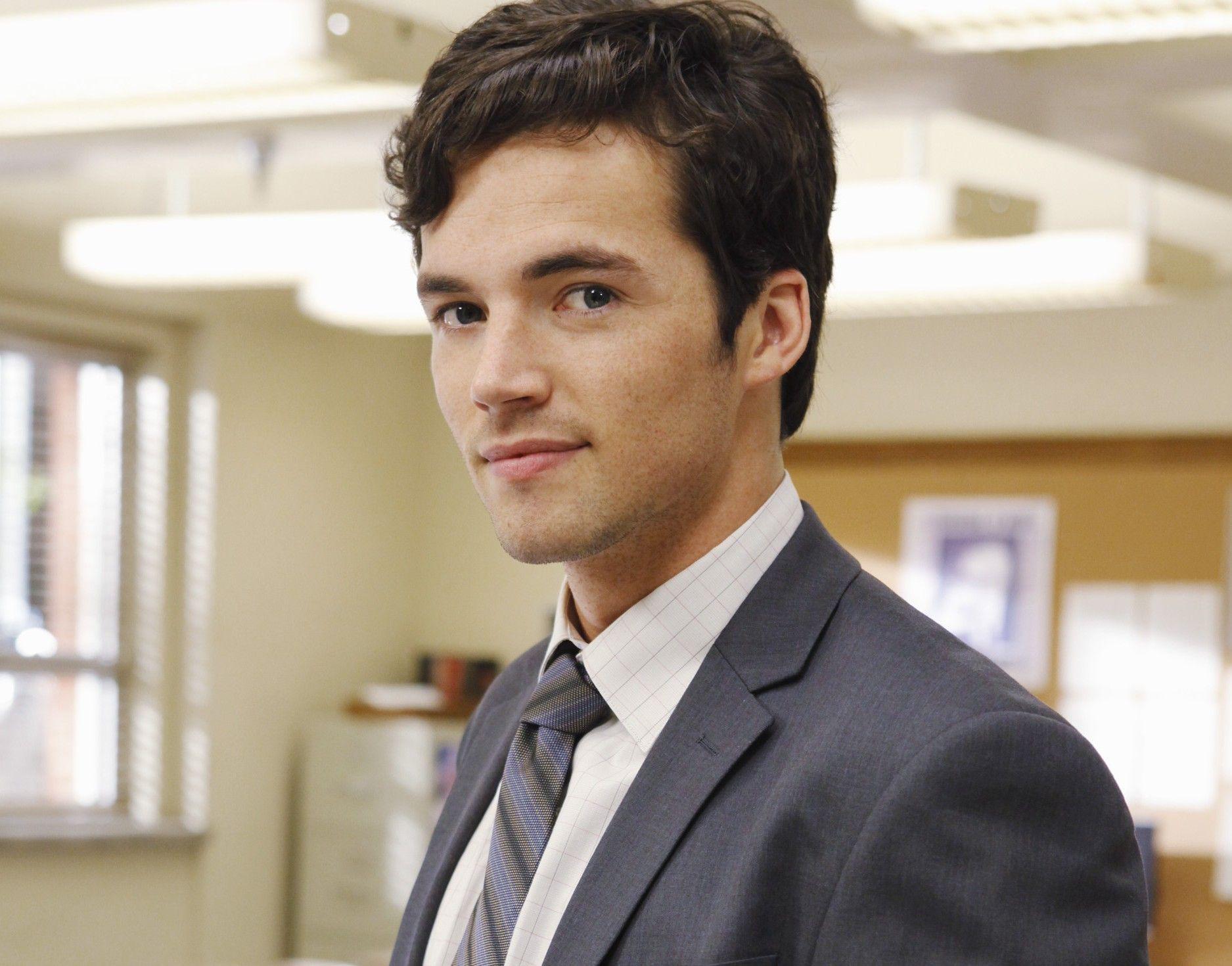 Happy Birthday, Ian Harding Here Are 11 PLL -Related Party Situations We Hope You Avoid  