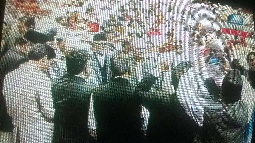 kaushalwagle's tweet image. #sambidhan banyo.
Neta haru ko khusiyali.