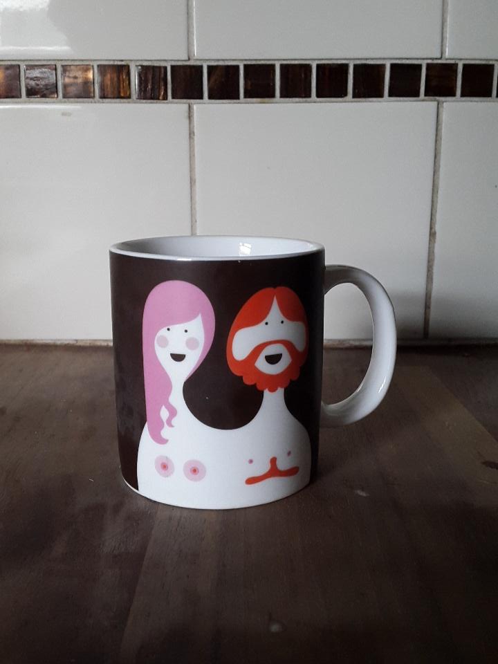 cbcmdesign's tweet image. Help this Derby Museums project by showing your cups! #dmceramics