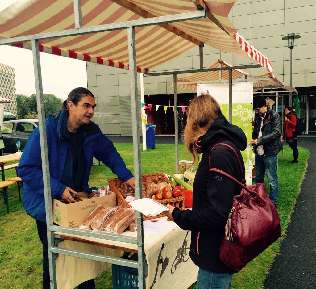 Outside of Orion you can find the Market &amp; different Foodtrucks. <a href="/FoodFilmfestiv/">FoodFilmfestival</a> #FFSeeds