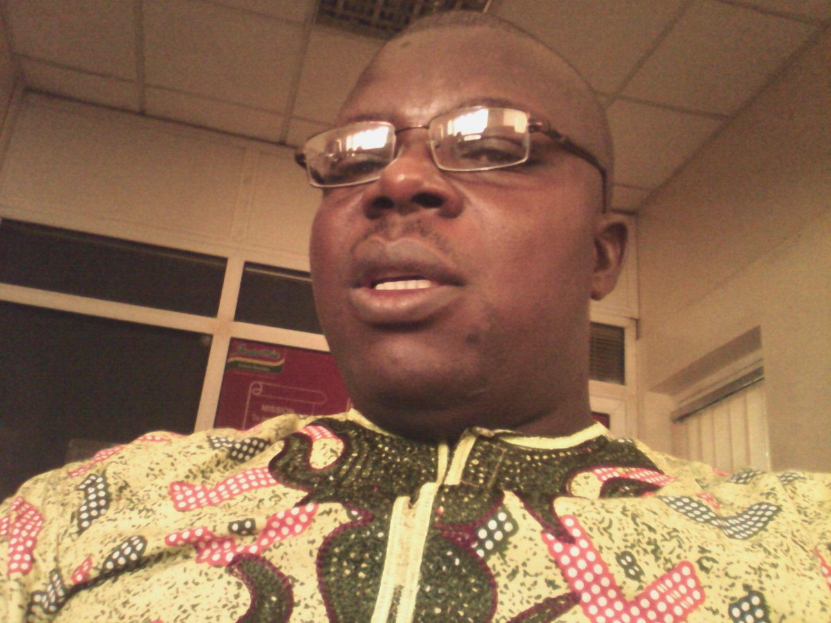 akerele's tweet photo. @Natytash @slimsola @funkeakindele http://t.co/yuHdU7teee