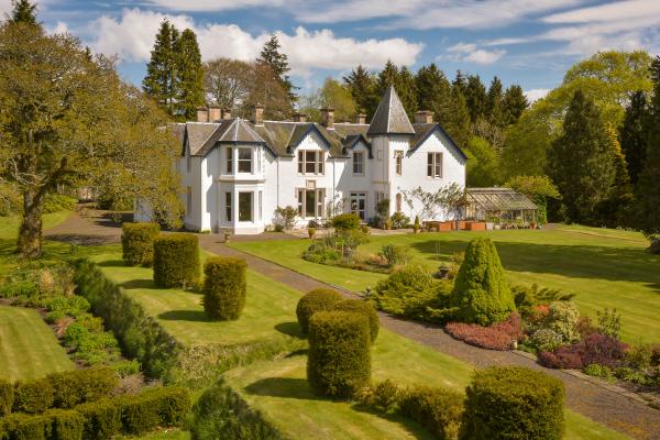 Galbraith_PTH's tweet image. @Perth_CKDG ... Rannagulzion House. Beautiful Country House in the Bridge of Cally.
ckdgalbraith.co.uk/property/per14…