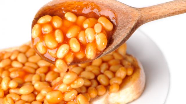 synergyPOH's tweet photo. For our first #POHNutribattle, it's #FriedEgg vs #BakedBeans! Which is healthier? FIND OUT TOMORROW! http://t.co/8kI7nNyhlL