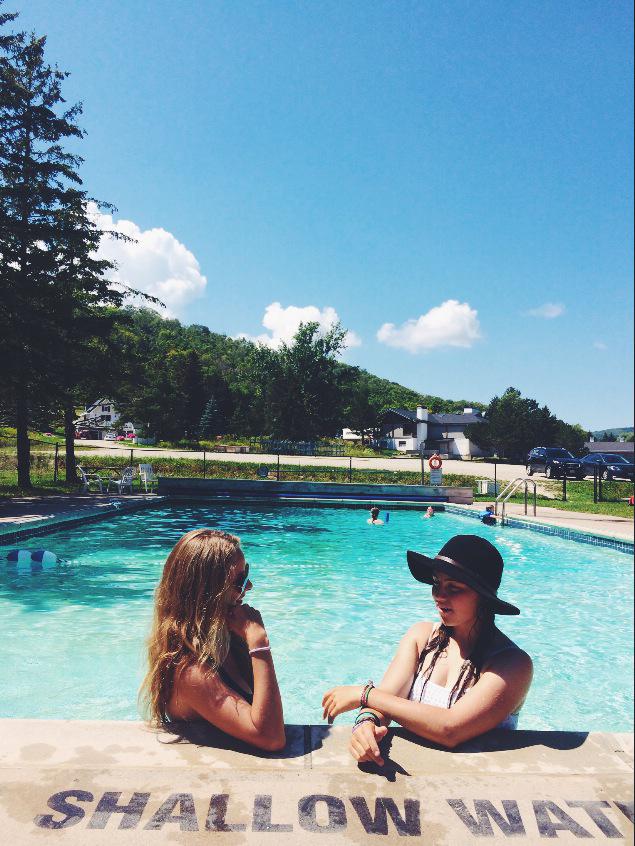 marygilbert66's tweet photo. @quxnsea happy birthday babe! Have the best day ever miss u lots n lots xoxo http://t.co/o1zRuPEf0s