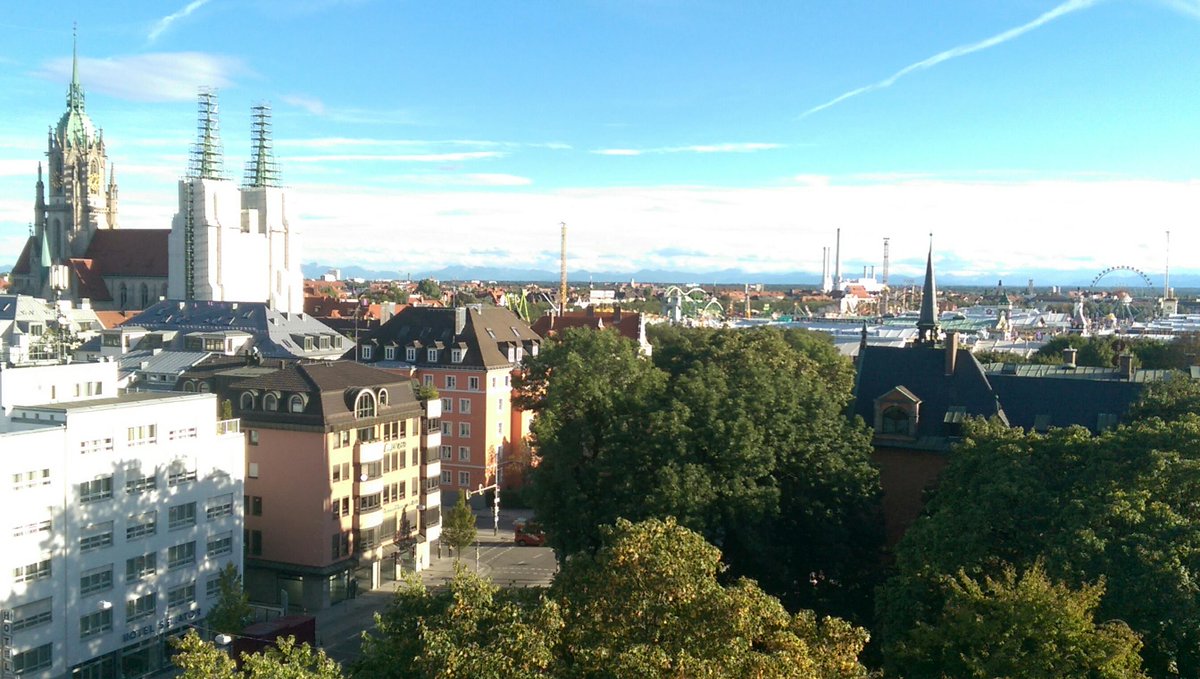 rubstrauber's tweet photo. Pretty good view from today's @aug_muc meetup http://t.co/X0OUwFUKUg