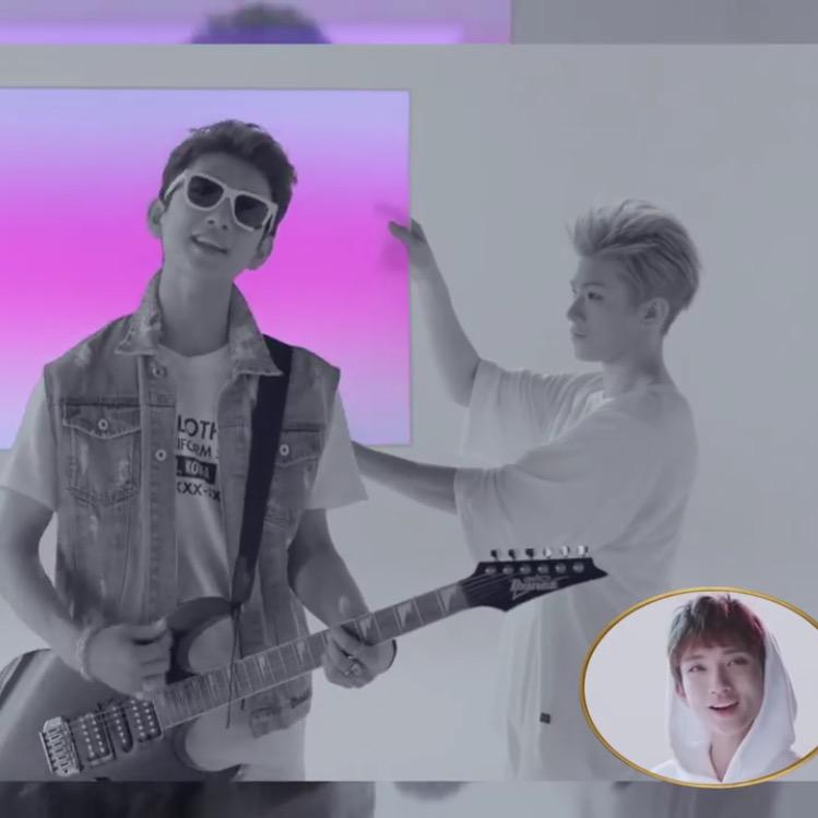 HJSRP's tweet photo. ♛ 아낀다 ..... 조슈아

Yeh 君に関心があるんだ
靴のサイズまでも Oh Oh 

https://t.co/UMXxkGzW00
