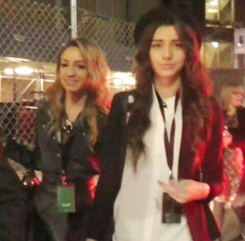CalderWhispers's tweet photo. #Deleanor #Spam3 💞✌ http://t.co/V01sVrqBbQ