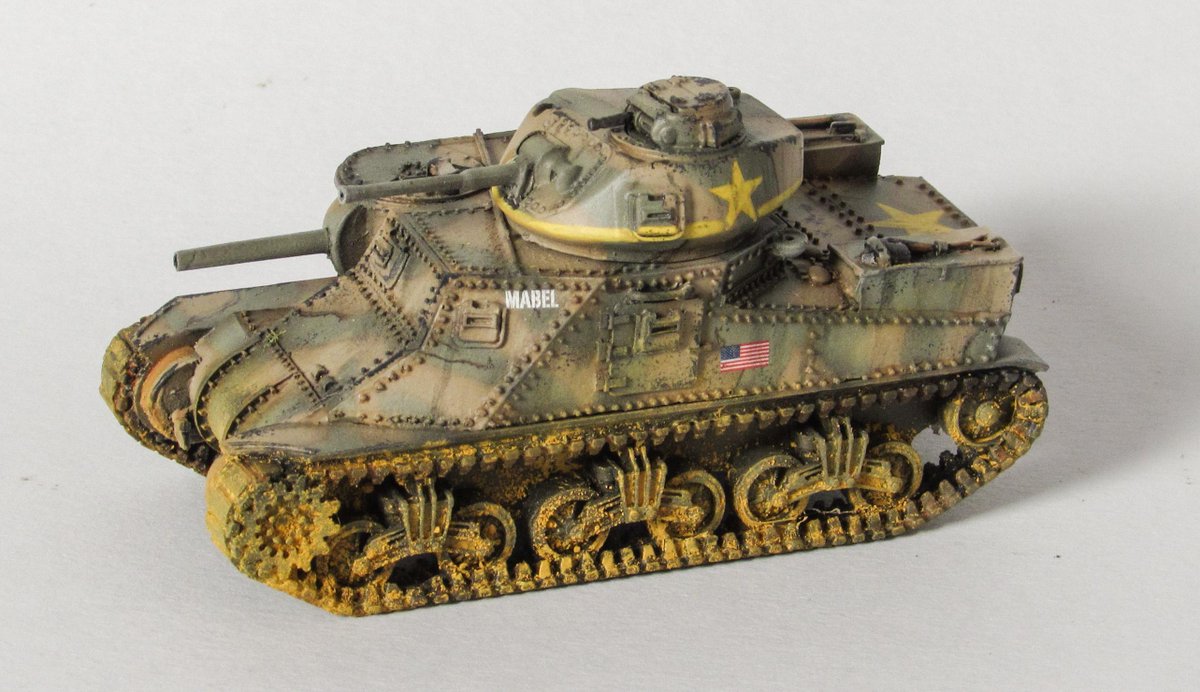InfoMander's tweet photo. M3 Grant, done for Tunisia. #boltaction, #warlordgames http://t.co/jMcE52li4l