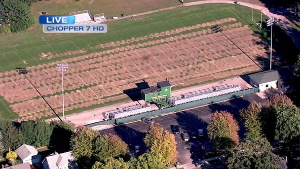 SBNation's tweet photo. Please don't mistake weed killer for fertilizer on your football field 😞😞😞 (via @jaybusbee): http://t.co/90MQk35mky http://t.co/K21OXu6gfi