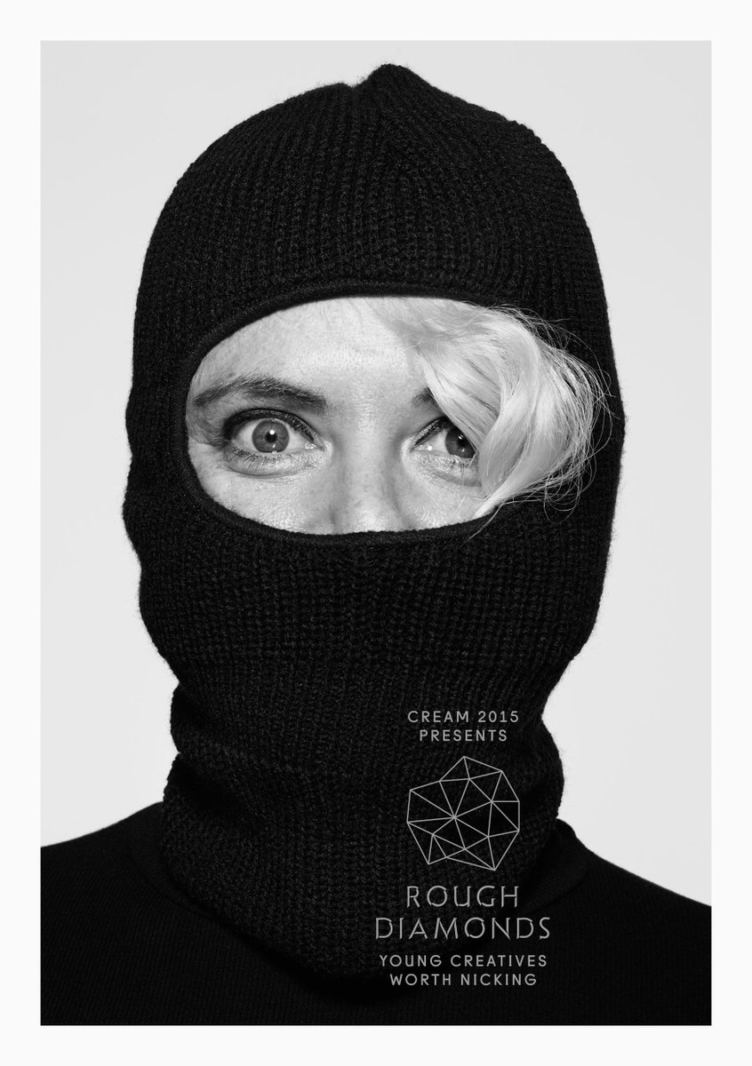 GreyLondon's tweet photo. Cat burglar @laurajaybee #ttbcream http://t.co/BsY3VmwIym