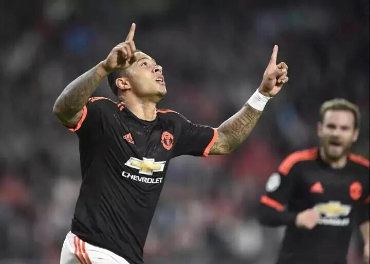 sander_NJR11's tweet photo. ⚽❤ http://t.co/X2y52cJyZz