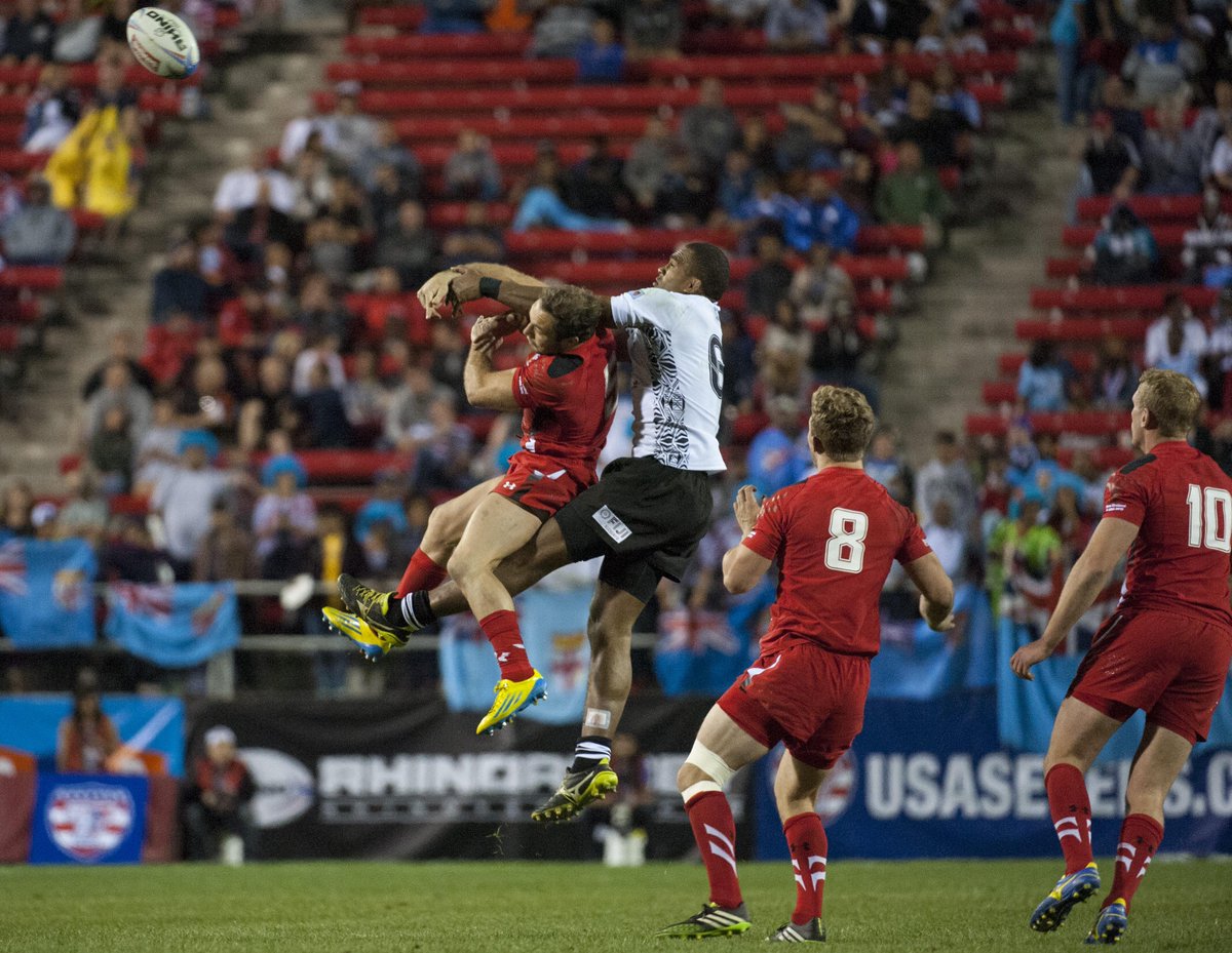 Last few remaining business class packages still available for #Vegas7s book by 30 Sept! buff.ly/1Fg2hyJ