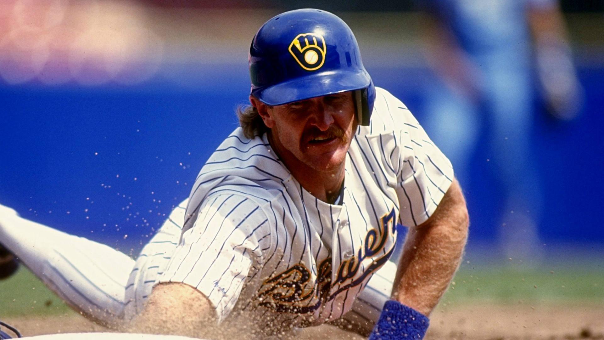 Happy 60th birthday to Hall of Famer and legend Robin Yount. 