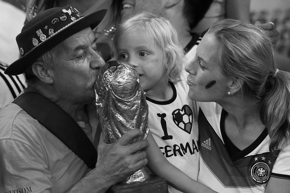 Mais um gol! Gaúcho da Copa é homenageado pela seleção alemã