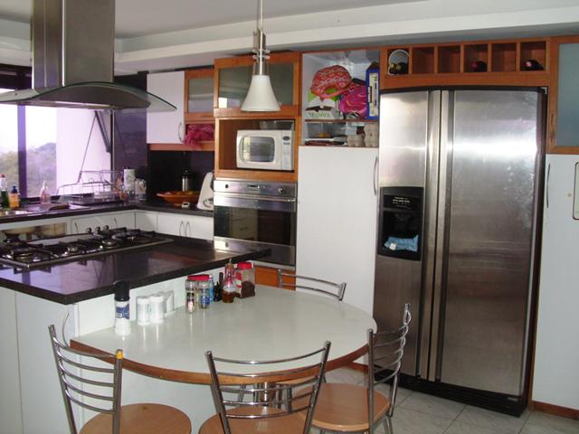 inmosoracar's tweet photo. VENTA DE EXCELENTE APARTAMENTO N TZAS DEL AVILA, BUEN PRECIO LLAMANOS YA: 0414.230.19.15 http://t.co/2yBp0urUwl