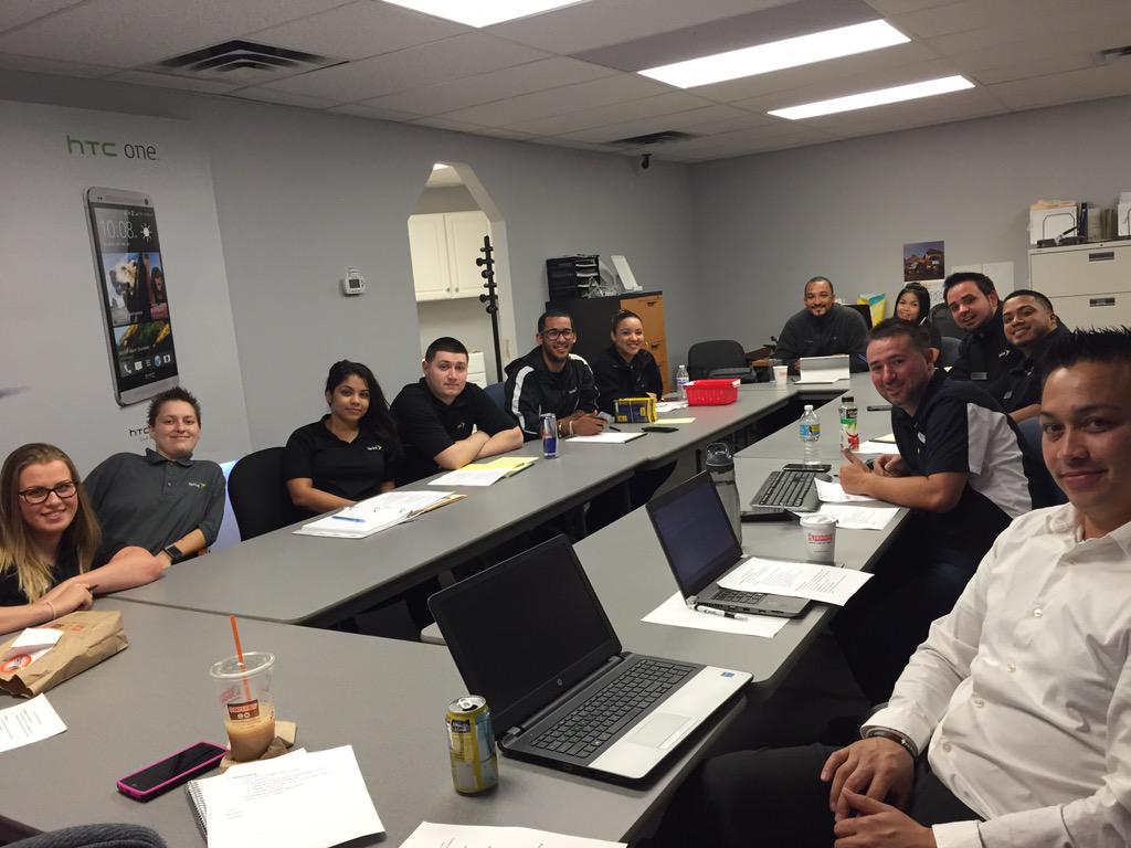 Sprint is #gettingbettereveryday in New Haven CT at Solutions Center D1 Mgr Mtg 👊🏻@SprintNERegion #whereuatwednesday