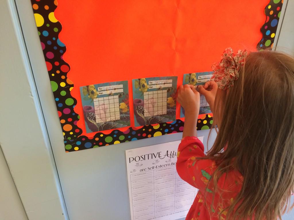 DESCounselor's tweet photo. "This is the best day ever!" #PersonalAccomplishment #StudentSuccess #DESrocks @collinswj @DESHarrigan http://t.co/oa0QSF03hj
