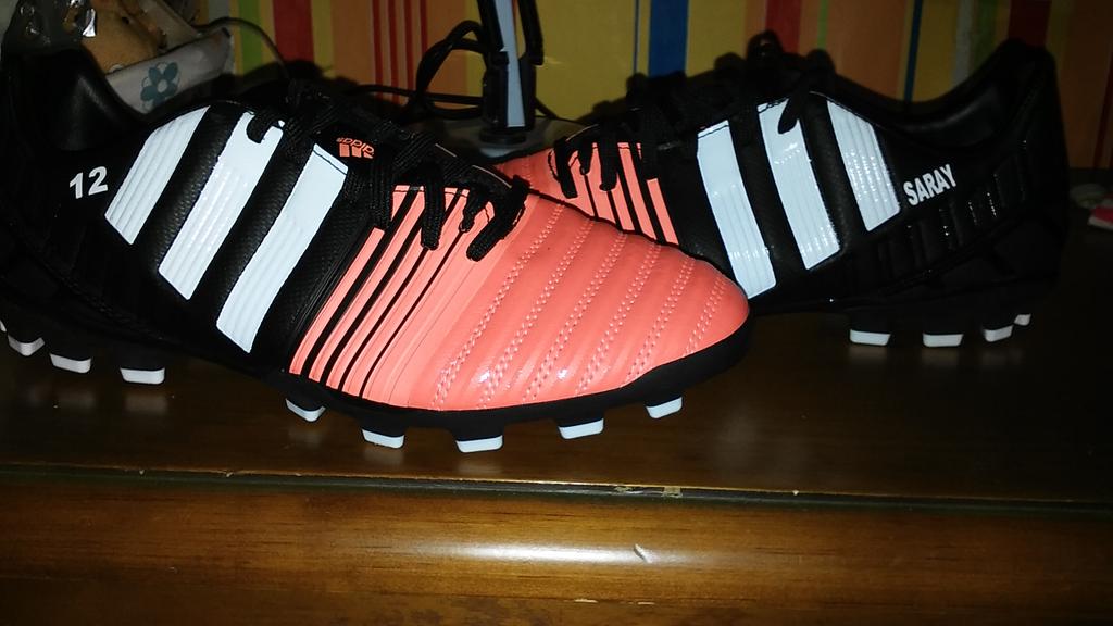 Manuelmg88's tweet photo. Que contento stoy con mi nueva adquision.Muchas gracias cari por ste regalazo. Te amo mucho ere lo mejor. @sindymr90 http://t.co/lIC38RXLdy