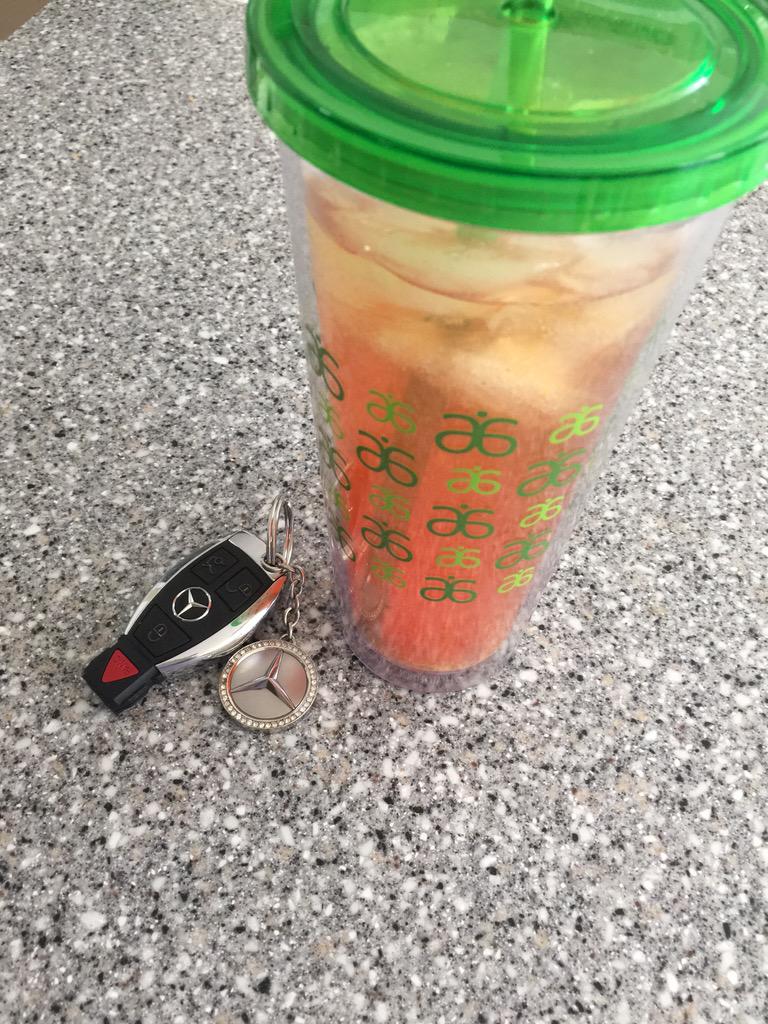 Off for the day! #CompleteHydration #Energy #PomegranateFizz #arbonne