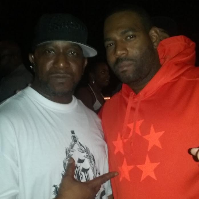 Champagne_Cost's tweet photo. The Legendary @KoolGRap4ever was giving them WORK at Swizz Surprise Party this past Monday Nite! #KoolGRap #TkcUnit http://t.co/BdWMCJkIic
