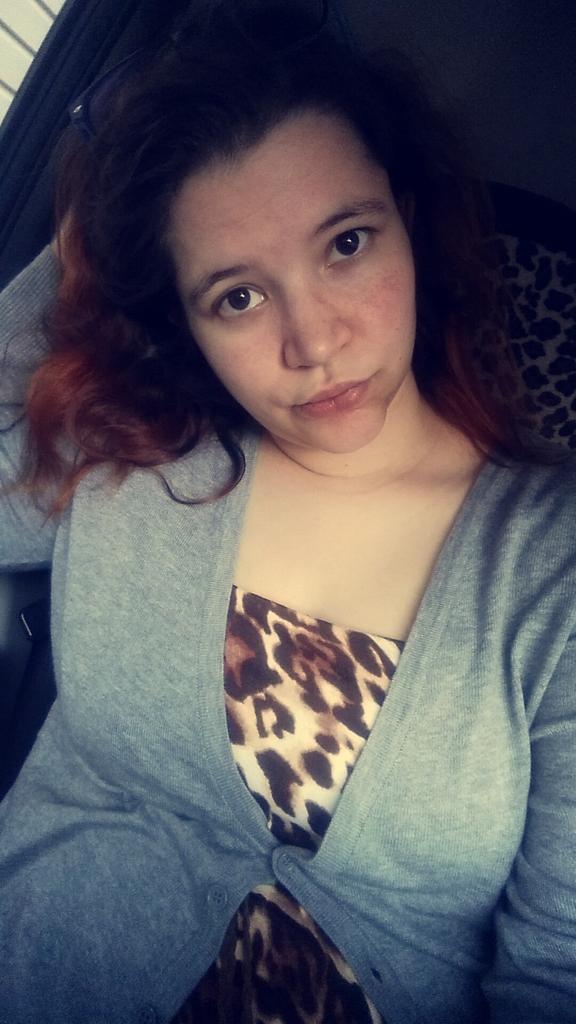 boobooesh's tweet image. Today&apos;s the dayyyy the worst day of my liiiife 🎵 #learningtofall