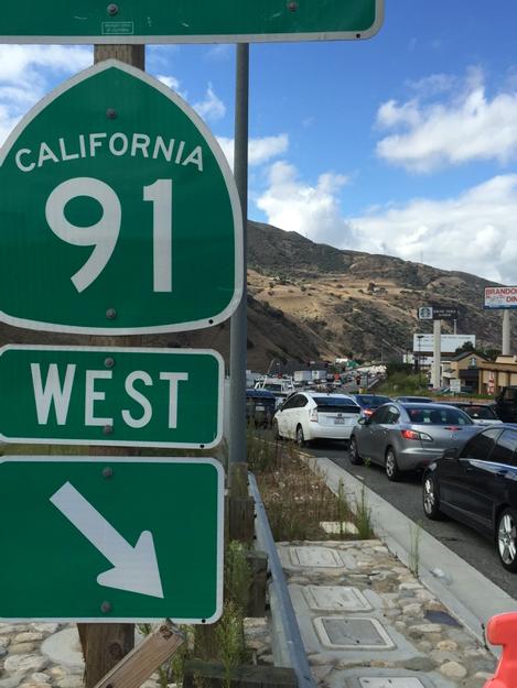 efreremedia's tweet photo. Nightmare on 91WB as crews repair #freeway damage caused by heavy #rain. @ABC7 11am #abc7eyewitness #GreenRiverRd http://t.co/zR91XvrfVF