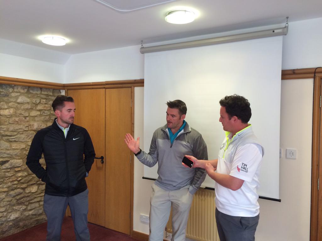 timhallpga's tweet photo. Awesome day meeting up with @PINGTourEurope @PingTour @paulwood79 #techtalk #ipingapp #nflight #gmax http://t.co/fPm42yrNya