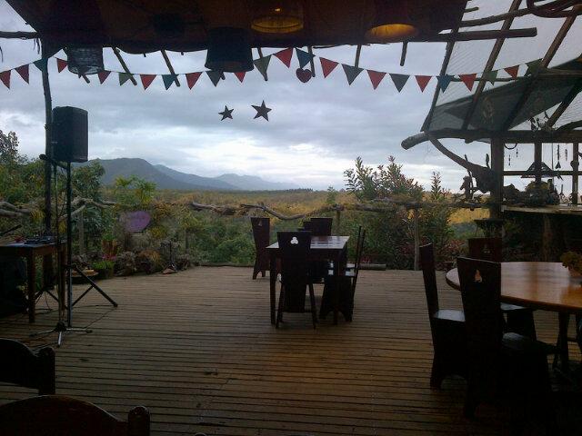Playing at the beautiful Wild Spirit Backpackers tonight