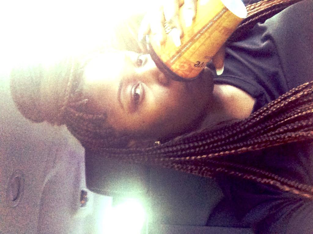 J_Keyona's tweet photo. Busy; No Time for FuckBoys ☕️🐸 http://t.co/grAOajRZvc