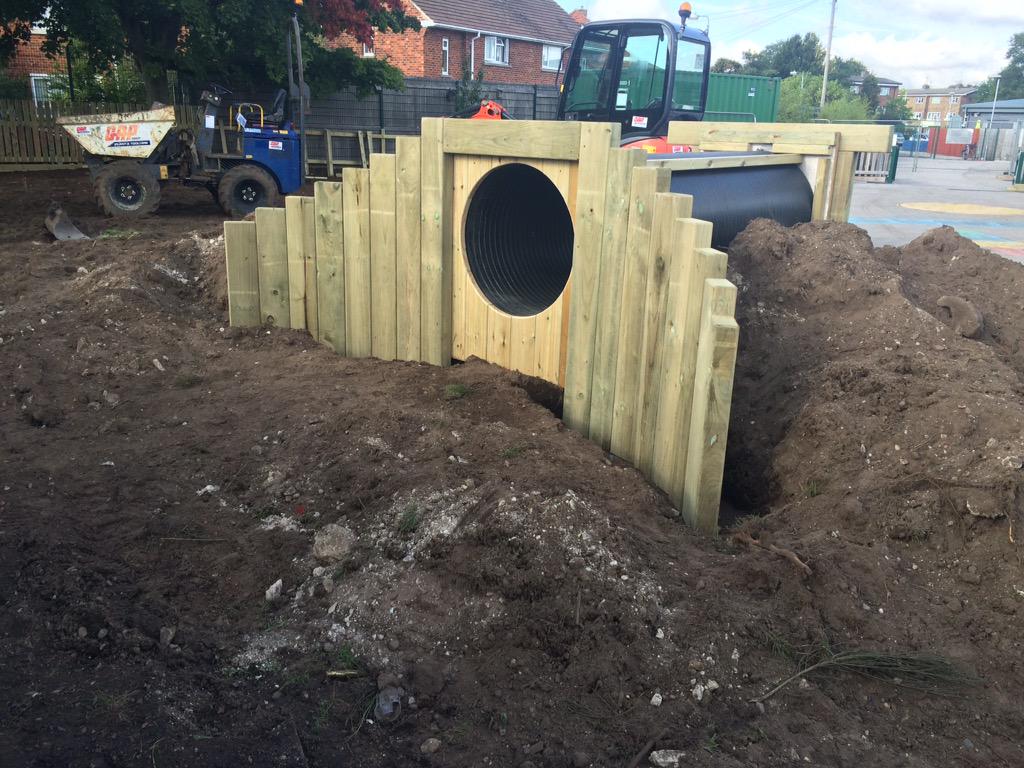 MrsC_Teaches's tweet photo. Seeing our new tunnel @hartsholmeacad was a great way to end the day 😍 @NewbyLeisureLtd you don't mess around! 🌳👏🏼 http://t.co/UPhCECEq4R