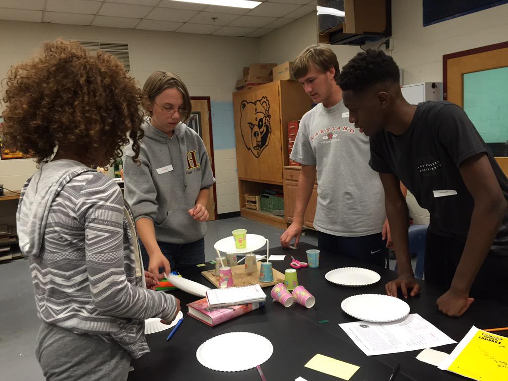 hcpss_hahs's tweet photo. Ms. Cotton's Found of Tech students showing their design &amp; brainstorming skills! #GoldenBearcollaboration http://t.co/XXrDxseAVW