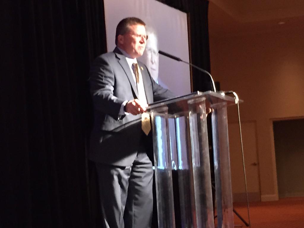 ArkansasFederal's tweet photo. AFCU being recognized as one of best places to work. Our President/CEO, Rodney, did some dancing! #bestplacesAR http://t.co/zvhuQdn2tC