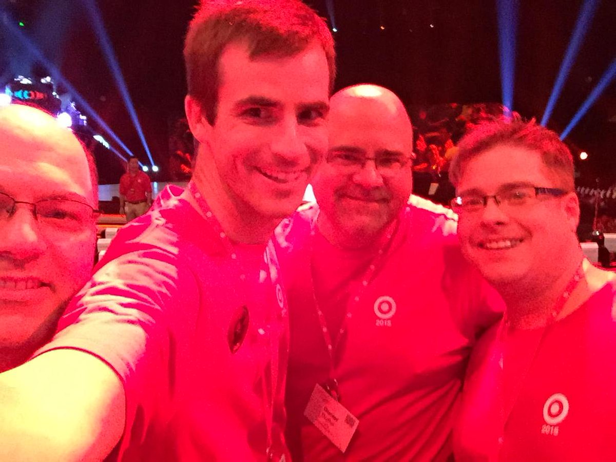 4% club on the floor!  #FNM2015.