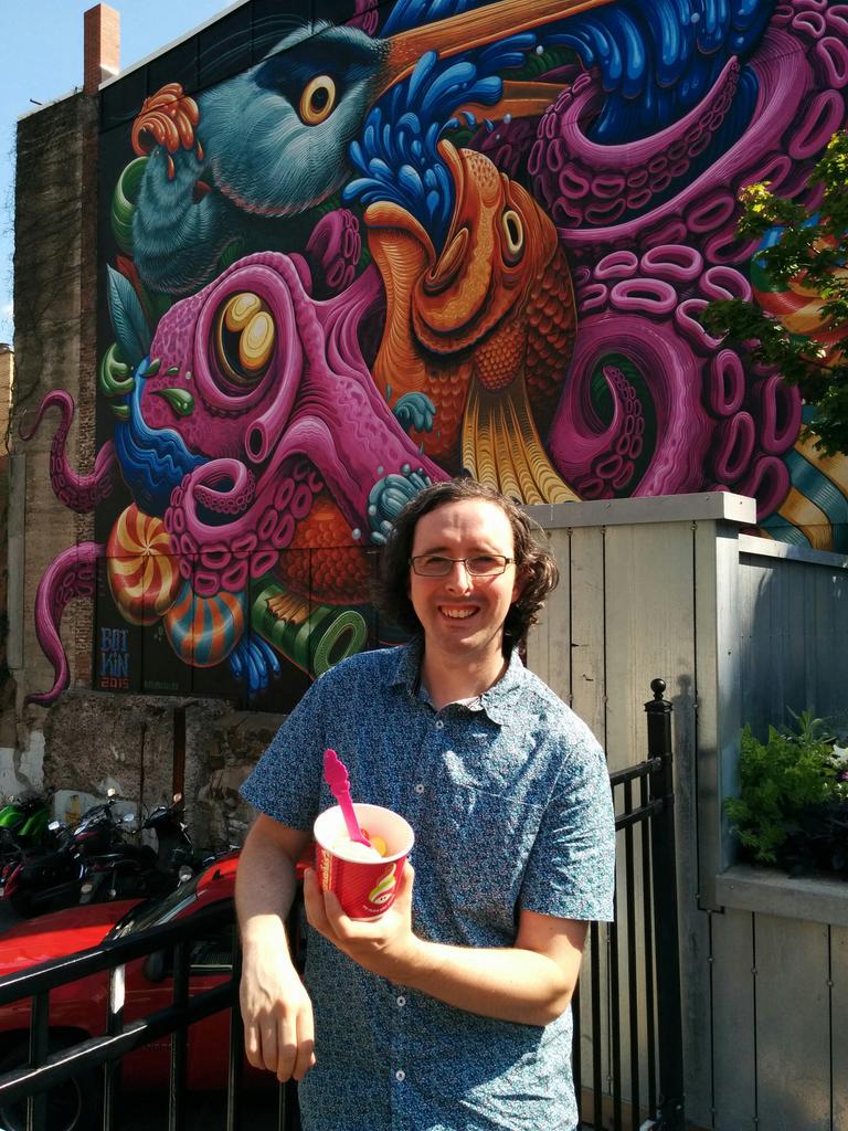 GaryOwenPorter's tweet photo. Checking out @Freak_Lunchbox's new location while grabbing @MenchiesHalifax, a tradition of mine for #BigDayDowntown http://t.co/hMsxnmihQ6
