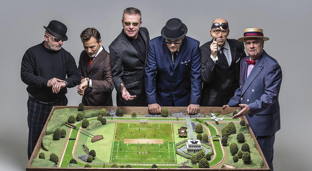 DDFRacing's tweet photo. MADNESS! Fancy going to @NewburyRacing on Saturday with 4 friends? FOLLOW &amp; RT for your chance to win 5 tickets! http://t.co/vro6HuoStf