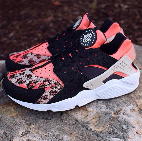 Stand out in the Nike Air Huarache 
