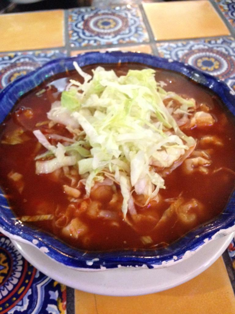 GabyluChelas's tweet photo. Delicioso pozole http://t.co/fRE7SnIASM