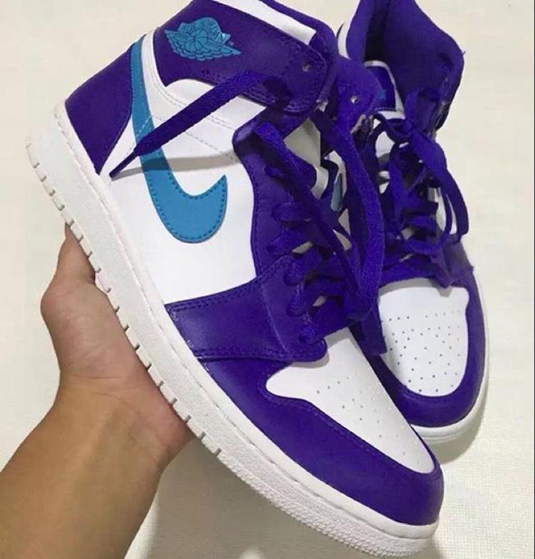 Hornets 1's bit.ly/1MmYe6y