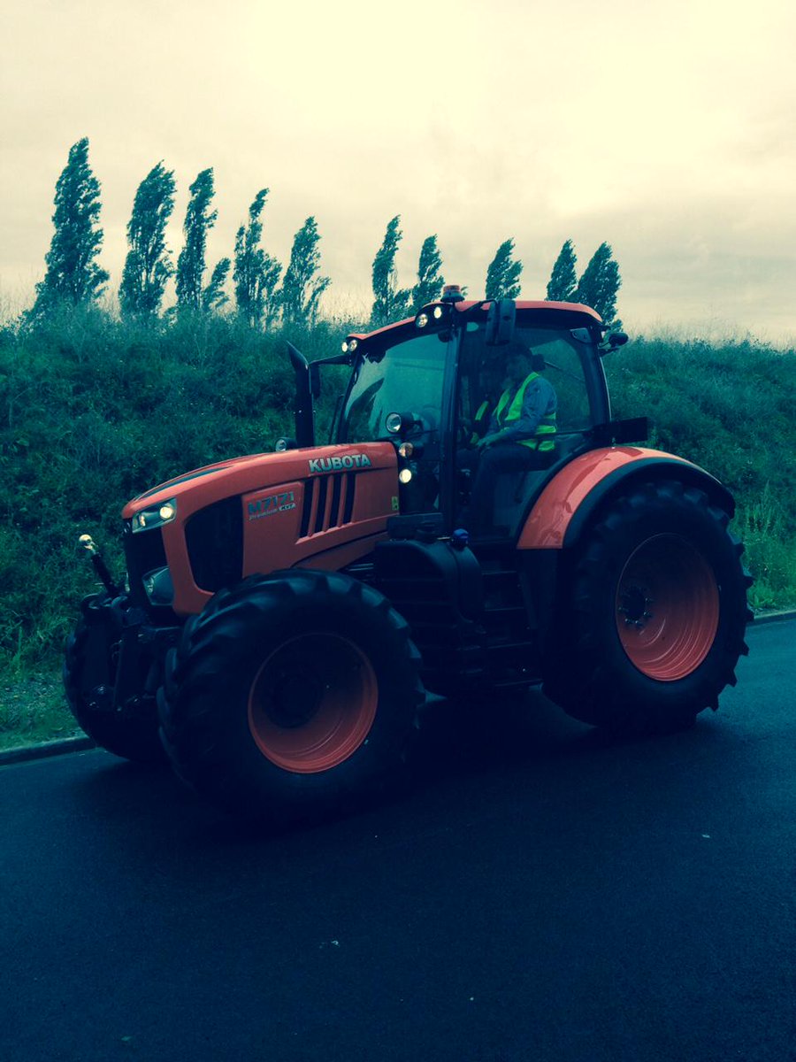 KubotaUK's tweet image. Check out this M7001 fresh off the production line at the Kubota Farm Machinery factory in Dunkirk!