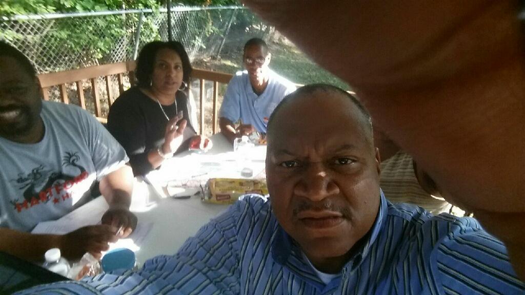 segarra2015's tweet photo. Phone banking going strong at 101 Tower Ave field wise. Plus, Kyle Anderson got to work on his selfie skills. http://t.co/HEiCxHb93T