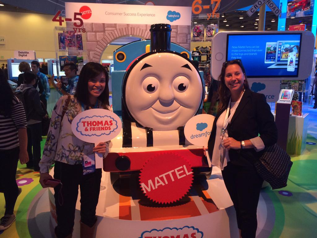 ahhndrea719's tweet photo. #customersuccessdf15 http://t.co/7QMlFAdx6E