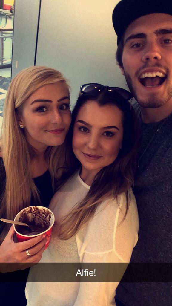 Happy birthday Alfie deyes! 