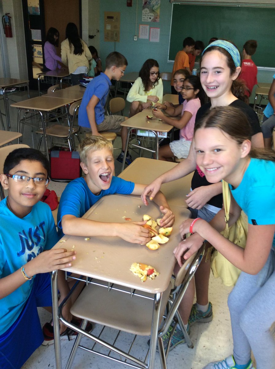 2nd hour Apple Lab- no tools no communication