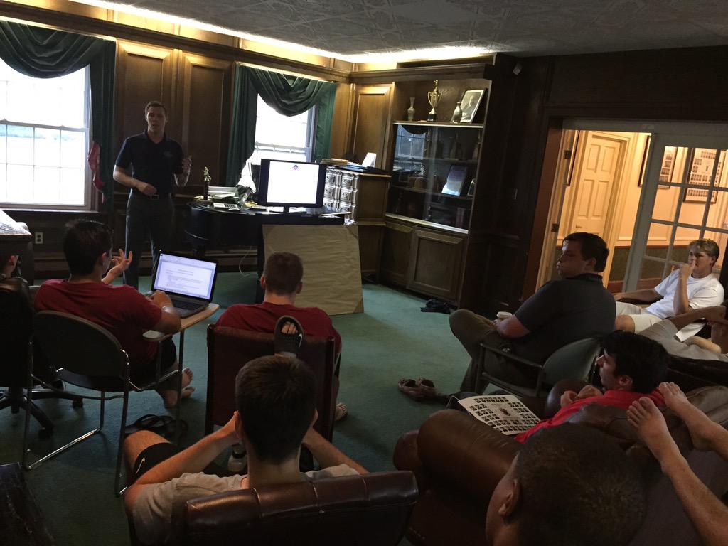 Matt_Kifle's tweet photo. @PhiPsiOWU getting FIPG/Risk Management presentation from @PhiKappaPsi ELC Zach Herge. #Innovation #Educate http://t.co/n4sqIbK6DT