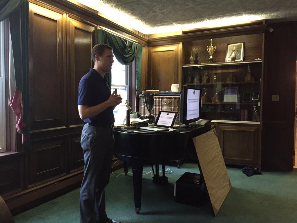 Matt_Kifle's tweet photo. @PhiPsiOWU getting FIPG/Risk Management presentation from @PhiKappaPsi ELC Zach Herge. #Innovation #Educate http://t.co/n4sqIbK6DT