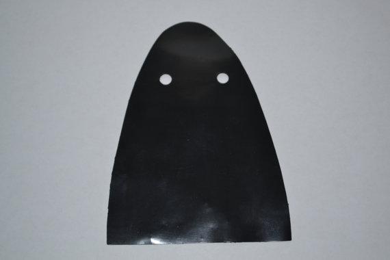 ImLostDaily's tweet photo. Back in stock are the #StarWars #DarthVader Cape and 1977 Lightsaber -   http://t.co/hVPGlikosK http://t.co/uqMzEOFvho